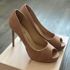 Chinese Laundry Nude Heels